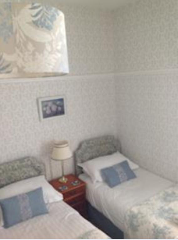 Yacht Bay View Hotel Morecambe Room photo